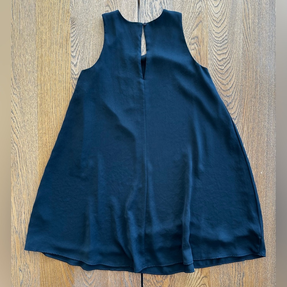 Talula Aritzia Classic Little Black Dress Lined Keyhole Back Party Elegant - Picture 3 of 10